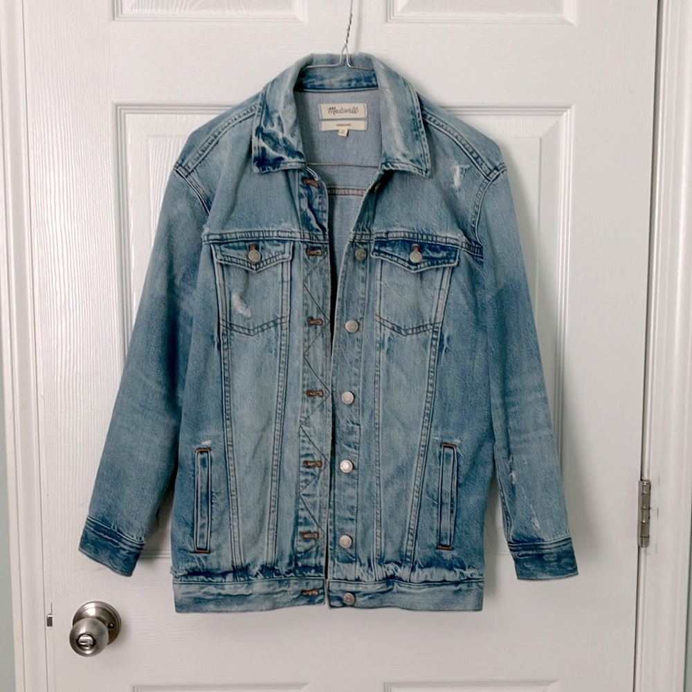 Madewell Oversized Denim Jean Trucker Jacket in Junction Wash